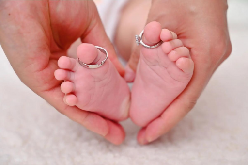 红河怎么给宝宝称体重 红河怎么给宝宝称体重